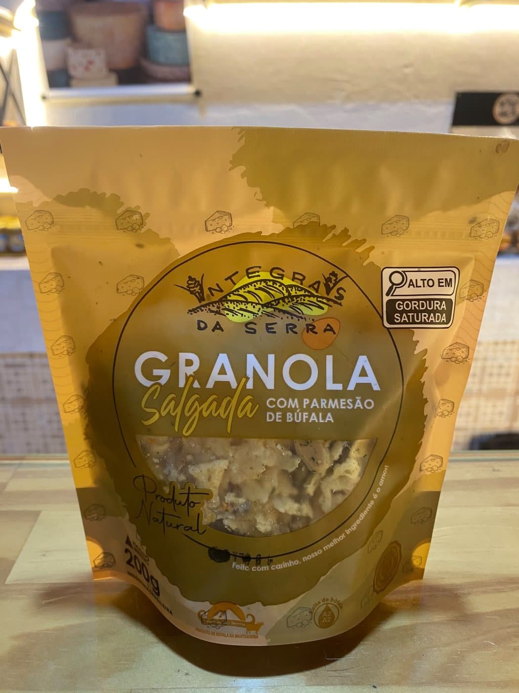 Granola Salgada · Parmesão de Búfala