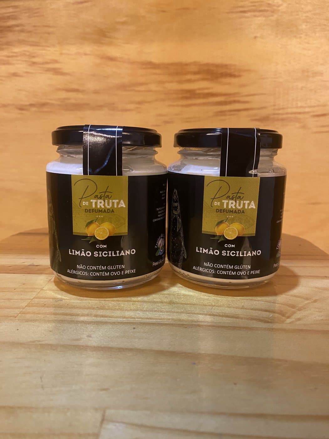 Pasta de Truta Defumada · Com Limão Siciliano